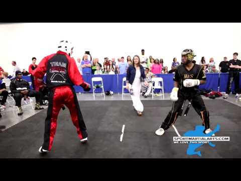 Jared Pressley v Micah Williams - 15-17 Boys Sparring - 2015 Grand Slam Open Nationals