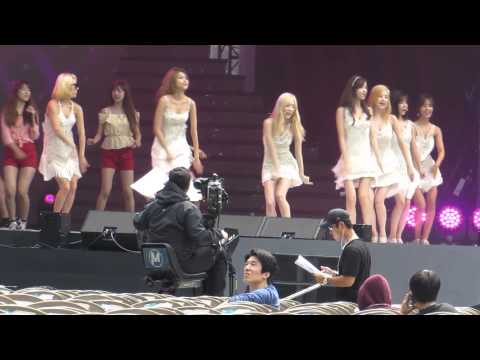 150912 Music core - SNSD - Gee rehersal2