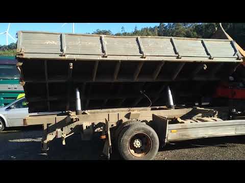 Britannia Export - RECENTLY SOLD: Mercedes-Benz Atego 1528 Tipper with Palfinger PK7501 Crane.