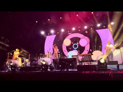 250426 QWER - 가짜아이돌(FALE IDOL) 직캠 4K @SUPERNOVA VOX PRESENTS ALAN WALKER with K-POP IN TAIPEI