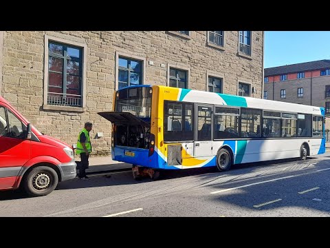 Stagecoach Strathtay TransBus Enviro300 27600 Climbing Princes Street and filling with smoke!!