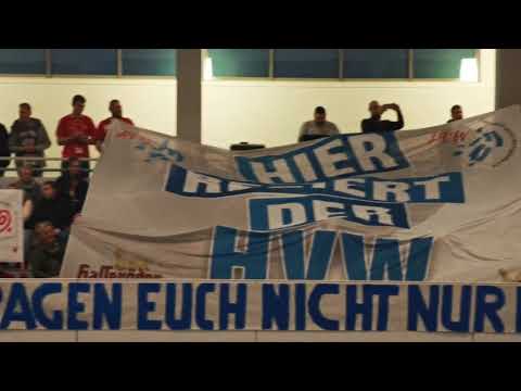 Einlauf der 1. Männermannschaft am 05.11.2022 gegen HV RW Staßfurt II