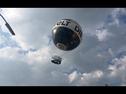 Terror for tourists on helium balloon in Berlin
