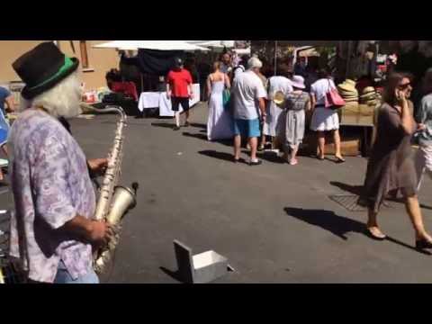 Street music with Gaetano Abbatangelo (Saxophone) - San Pantaleo, Sardegna