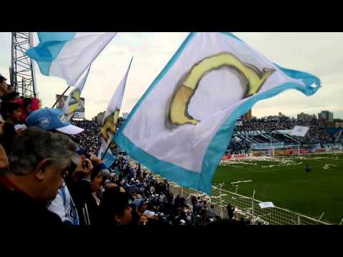 "Gran recibimiento Atlético Tucumán vs Belgrano de Córdoba" Barra: La Inimitable • Club: Atlético Tucumán