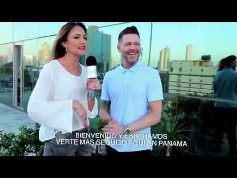 Stef de Roux interviewing me with #RicPipinoOnLocation at Studio Marroquín in PANAMÁ CITY.