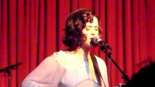Katy Perry - Brick By Brick live acoustic hotel cafe 011209