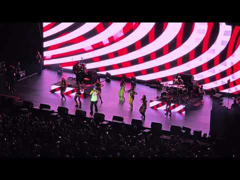 APL.DE.AP's solo set: "2 Proud (Sandara Park)" - Black Eyed Peas Live in Manila 2025 [4K] | trina.ph