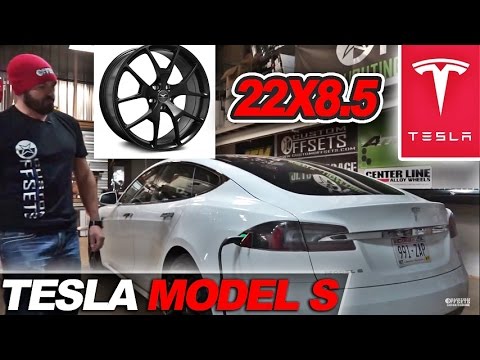 Spotlight - 2016 Tesla Model S, 22x8.5's and 245/30/r22