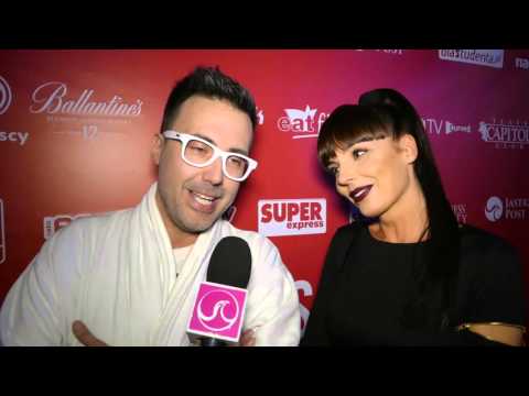 DJ Adamus przyszedł na swoją urodzinową imprezę w szlafroku. Co się stało?