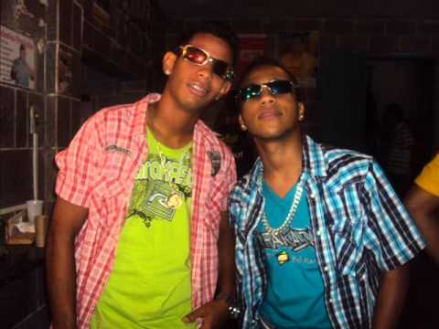 dinho e menor e bruninho e maroto-fechei os meus olhos