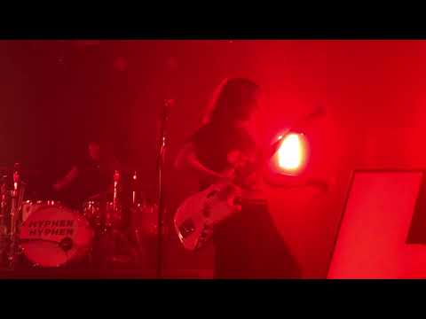 Hyphen Hyphen - Cause I Got A Chance live @ L'Oasis Le Mans 01.03.19