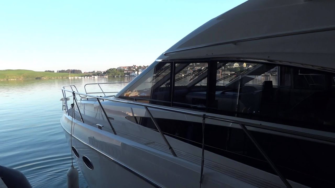 Princess 54 detailing