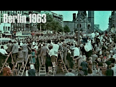 Berlin 1963 - Watching Kennedy am Ku´damm - Zuschauer auf Leitern - Kranzler Eck
