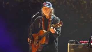 Willie Nelson - Funny How Time Slips Away (Live at Farm Aid 30)