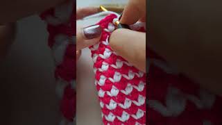 Easy #crochet 2SC 2tone #pattern #tutorial #crochetphonebag #ChompuHandicrafts