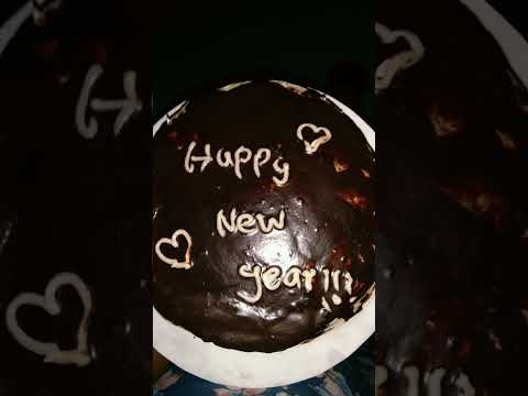 මේක මං අයිසින් කරපු පලවෙනි කේක් එක ❤️අලුත් අව්රුද්ද වෙනුවෙන්. ❤️🧁#awruduspecial#viralvideo