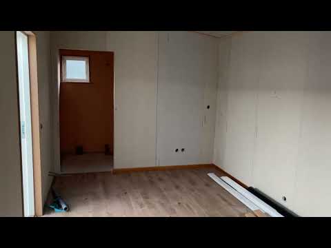 Köp Attefallshus 23,5 kvadrat på Klaravik