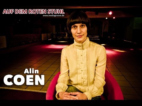 AUF DEM ROTEN STUHL | Alin Coen "Ich sehe mich mehr als Mensch als ein Geschlecht"