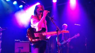 Wolf Alice, Turn To Dust (Live), 04.12.2016, Waiting Room, Omaha Nebraska