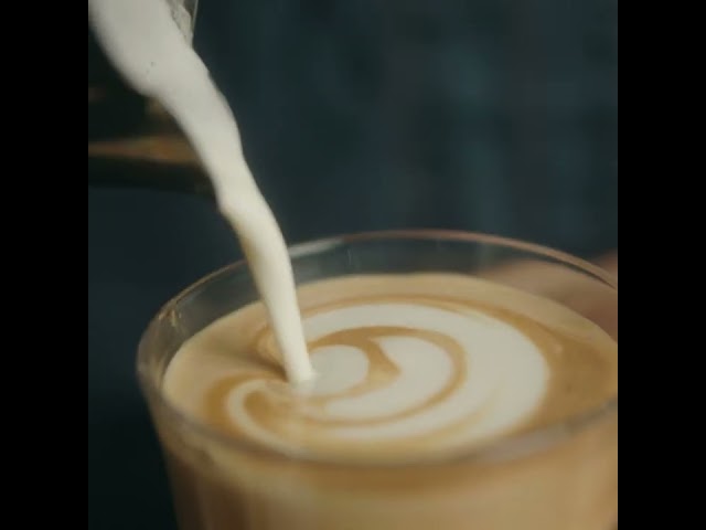 Vídeo relacionado con Wonder Woman Latte-Macchiato Mug Classic Half Moon Calici Tazze