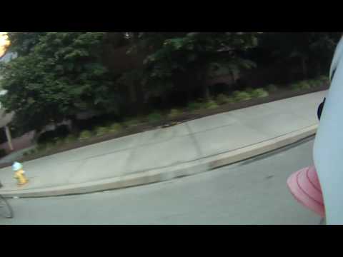 Penn Ave: another near left hook