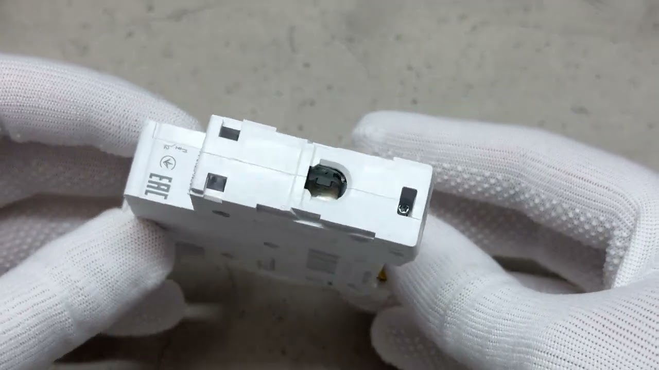 Автоматический выключатель 1P 10А С Resi9 Schneider Electric R9F12110