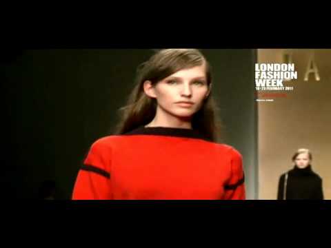 Daks - Autumn/Winter 2011-2012 Ready-to-Wear Runway Show