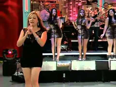 Marlem canta en El Happy Hour