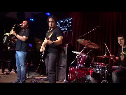 Tim Hazanov & Blacksax band live solo in da club " Stop the time"