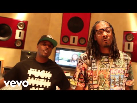 Rick Rock - Neva Met ft. Snoop Dogg, Tee Flii