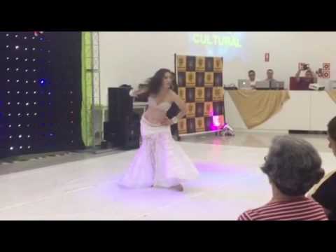 Camila Iara - Primeiro lugar Solo Profissional Mercado do Oriente