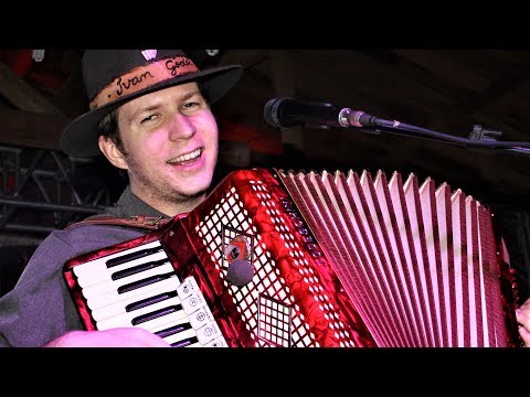 Grupo Cordiona - Acerte o Passo (Irmãos Bertussi) joaoparaiba