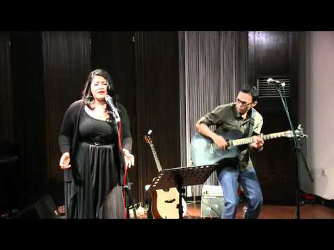 Bubu Giri - Love Song @ Mostly Jazz 04/04/12 [HD]