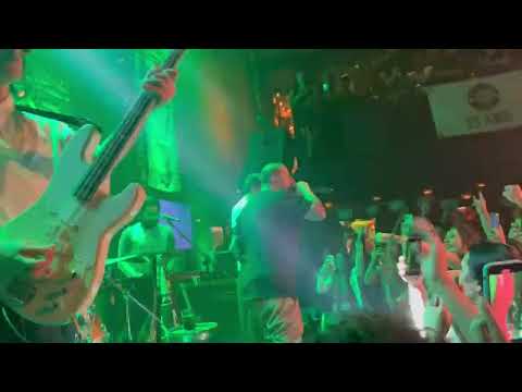 Badauí e Os Spoilers - Regina Let's Go (CPM 22)