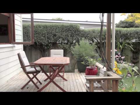 SOLD - 17 Kitchener Road, Sandringham - Leonie Stabler and Rick Thevenard