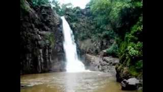 preview picture of video 'Ninai Fall,Gujarat,India'