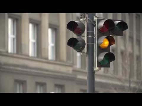 Besipky - Řízení křižovatky policistou