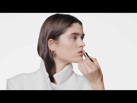 FALL-WINTER 2022 COLLECTION. The 3-step makeup look. — CHANEL Makeup
