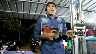 Download lagu Pengamen lucu- gokil- kretif- unik - pintar- mp3 Download lagu Pengamen lucu- gokil- kretif- unik - pintar- mp3