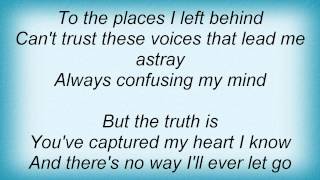 Stacie Orrico - Holding On Lyrics