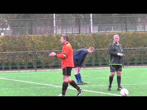 Opjestropdas.nl 13 dec 2014 PVC 2 - VV De Meern 7 com 10-1 Trekjes van us Abe