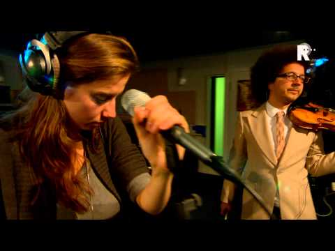 Live uit Lloyd - Lady Dandelion - All Over Me