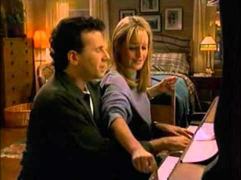 American national anthem: Helen Hunt and Paul Raiser in Mad about you