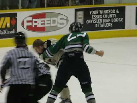Jamie Devane vs Adam Wallace