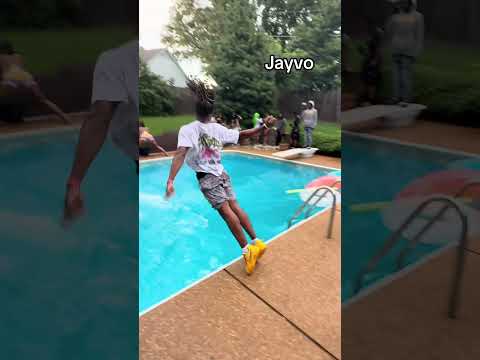 Comment your favorite move 🤣 #poolparty #funny #friends #pool #party #viral #trending #bobbybachir