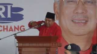 preview picture of video 'Datuk Dr Awang Adek berucap di Majlis Jom Beraya bersama PM'