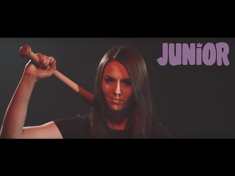 Junior - Veronica (Official Music Video)