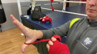 Hand wrapping through fingers (Intermediate)