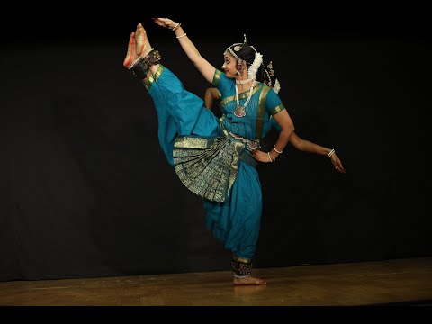 SDN's Aananda series...Dikshitar Kriti by Harinie Jeevitha & Bhairavi Venkatesan